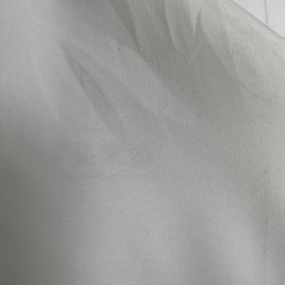 92%Polyester 8%Spandex 110GSM tessuto a fori di spandex a quattro vie