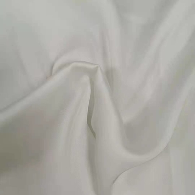 le donne 85gsm sono adatto al poliestere 50d Georgette Satin Material del tessuto 100