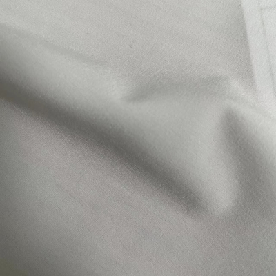 830,3%Polyester 17,7%Spandex 150±5GSM Tessuto a fori a 4 vie in spandex